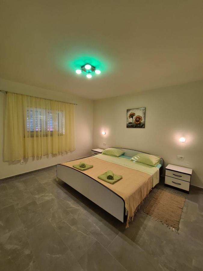 Apartments Kresan Sukošan 外观 照片